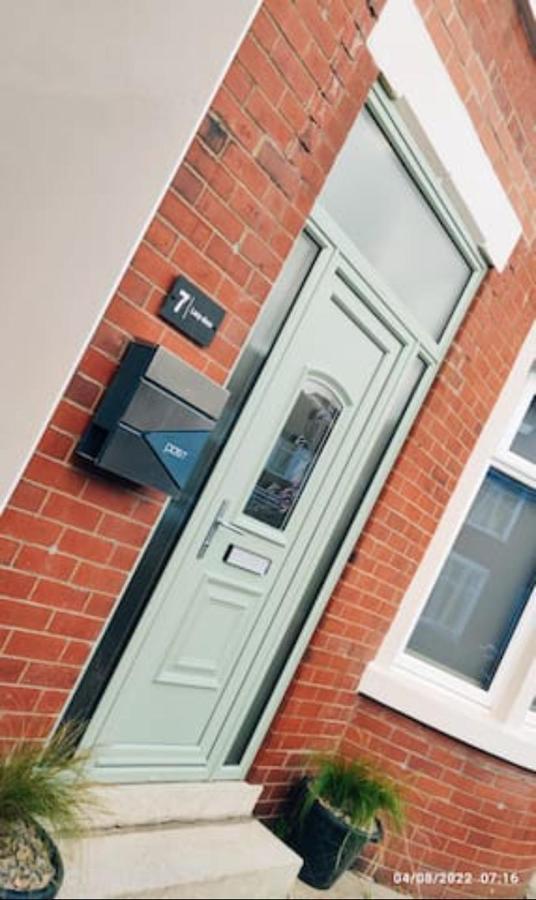 Xxhot Tubxx 4Bed Semi, Sleeps 8, 2 Bathrooms Blackpool Esterno foto