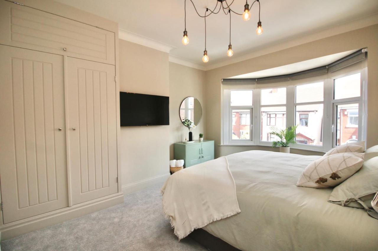 Xxhot Tubxx 4Bed Semi, Sleeps 8, 2 Bathrooms Blackpool Esterno foto