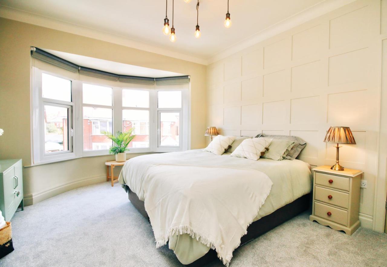 Xxhot Tubxx 4Bed Semi, Sleeps 8, 2 Bathrooms Blackpool Esterno foto