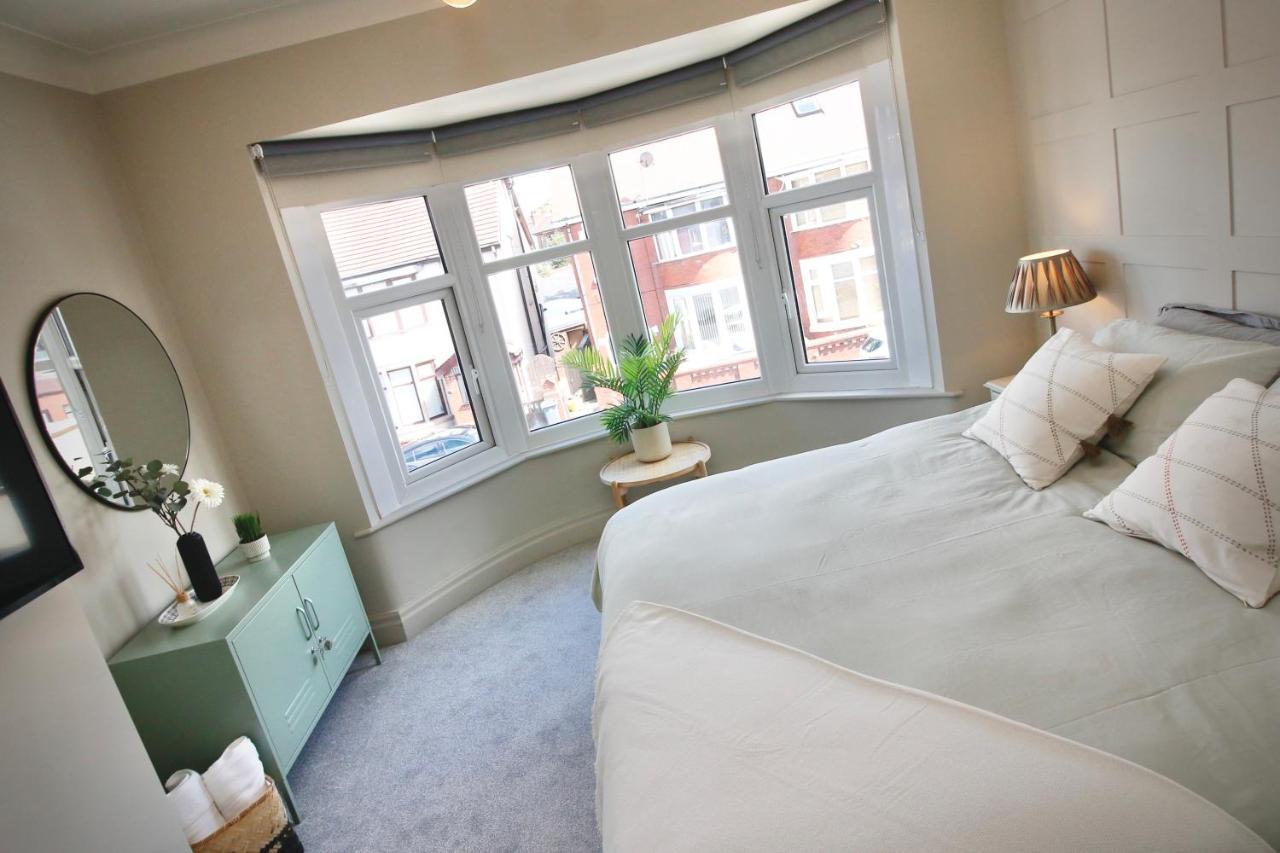 Xxhot Tubxx 4Bed Semi, Sleeps 8, 2 Bathrooms Blackpool Esterno foto