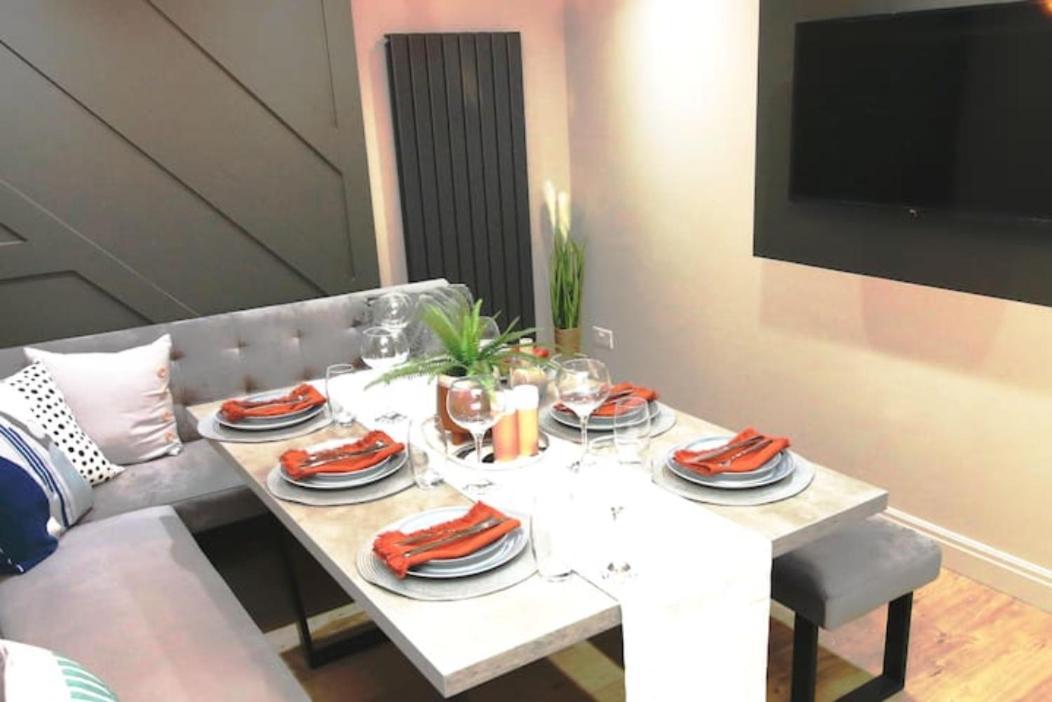 Xxhot Tubxx 4Bed Semi, Sleeps 8, 2 Bathrooms Blackpool Esterno foto
