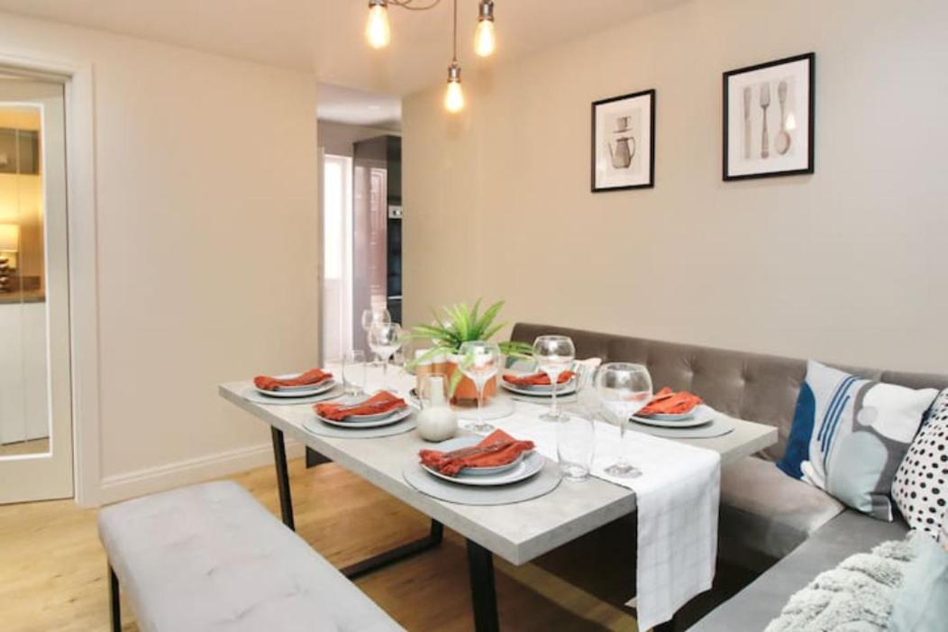 Xxhot Tubxx 4Bed Semi, Sleeps 8, 2 Bathrooms Blackpool Esterno foto