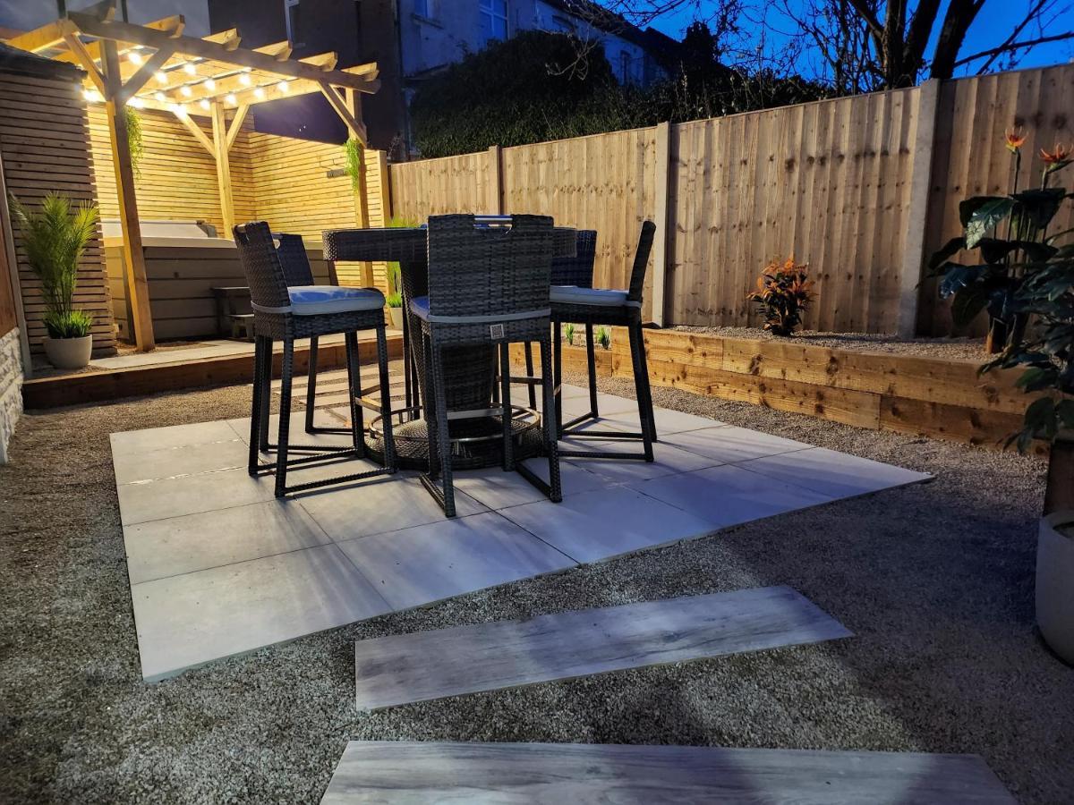 Xxhot Tubxx 4Bed Semi, Sleeps 8, 2 Bathrooms Blackpool Esterno foto
